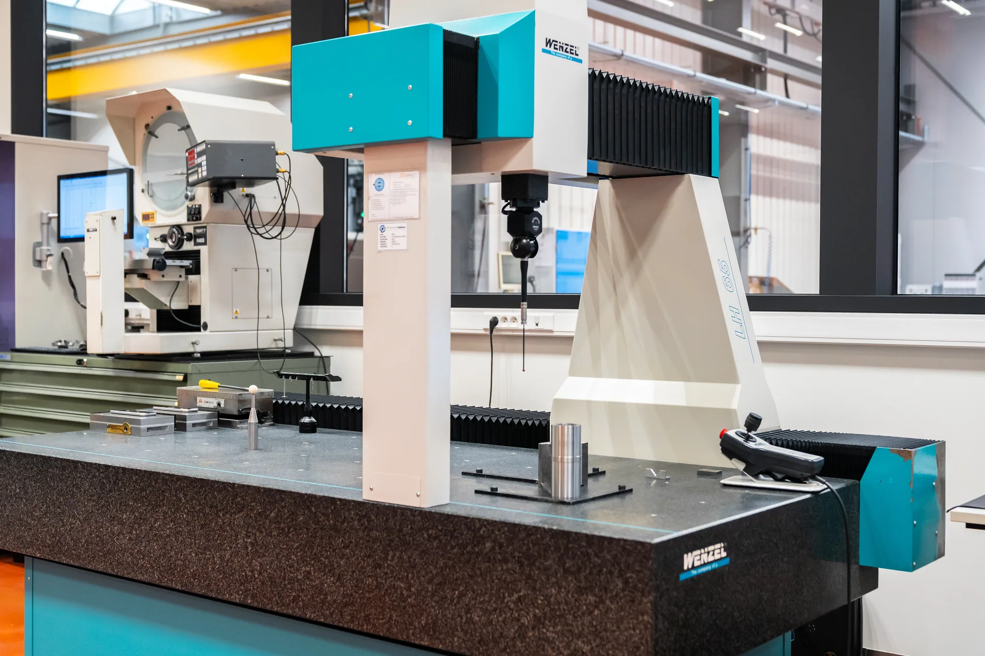 Coördinatenmeetmachine met granieten meettafel