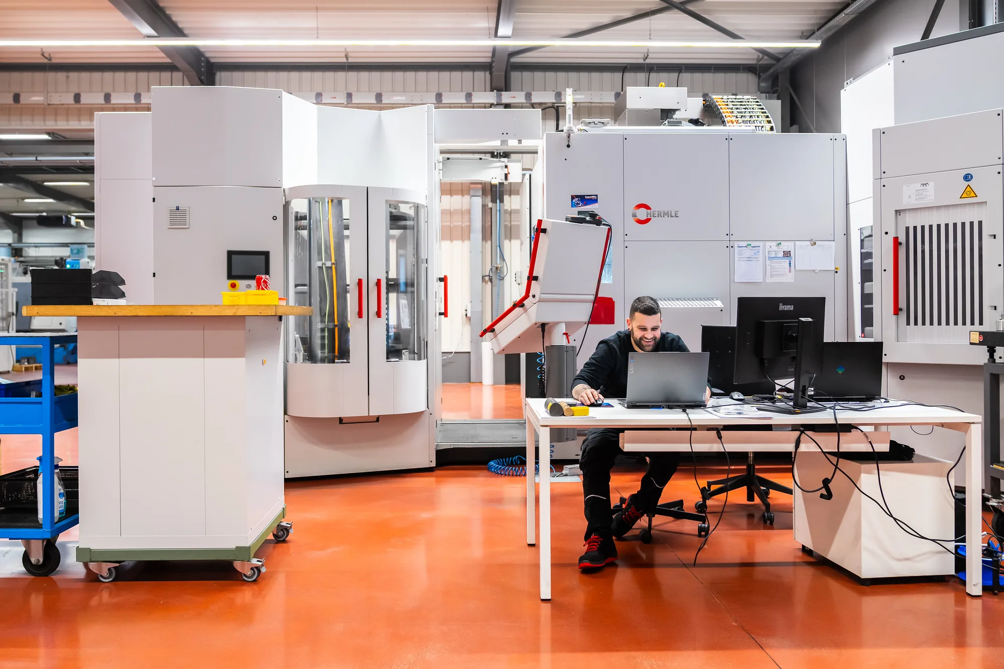 Werkplek voor de 5-assige freescellen